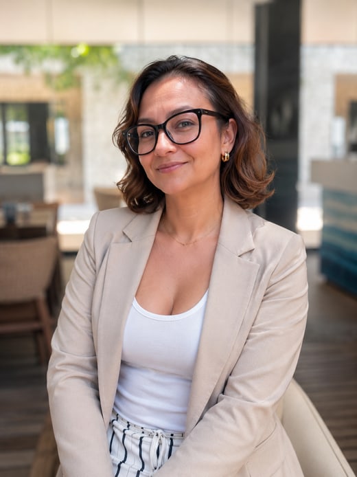 Miriam Medrano of Naples Notary Public
